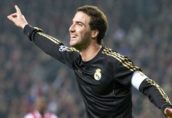 爱游戏真人体育娱乐-_中秋运动嘉年华：月光下的运动狂欢_，中秋运动会作文