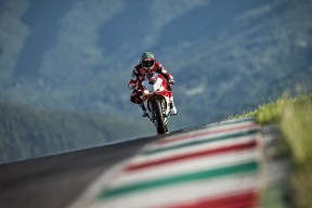 爱游戏中国电竞-德约科维奇再夺冠军网球公开赛，网球选手德约科维奇个人资料