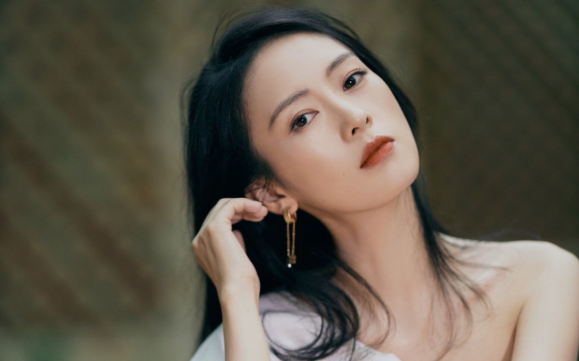 【队伍调整】赛季中期换人策略成胜负关键,啥时候换赛季